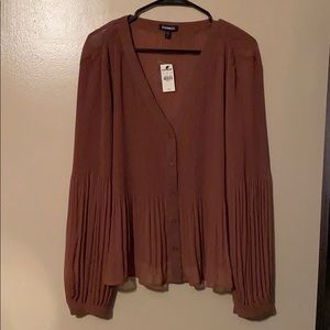 Pleated Balloon Sleeve Shirt